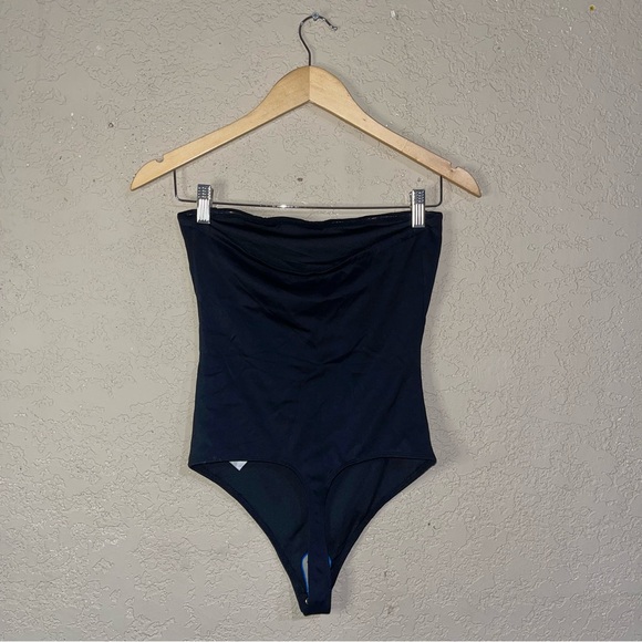 Good American | Black Strapless One Piece Swim Suit Size: Small - Picture 3 of 6
